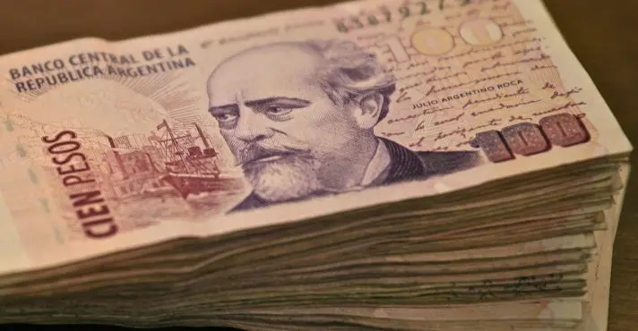 A Argentina vai lançar nota de ARS$ 10 mil (pesos) | Foto: Alex Proimos/Flickr